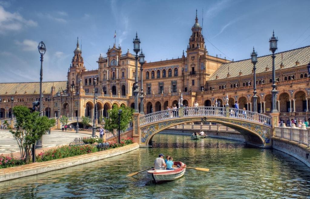 Like Home Sevilla - Museo المظهر الخارجي الصورة